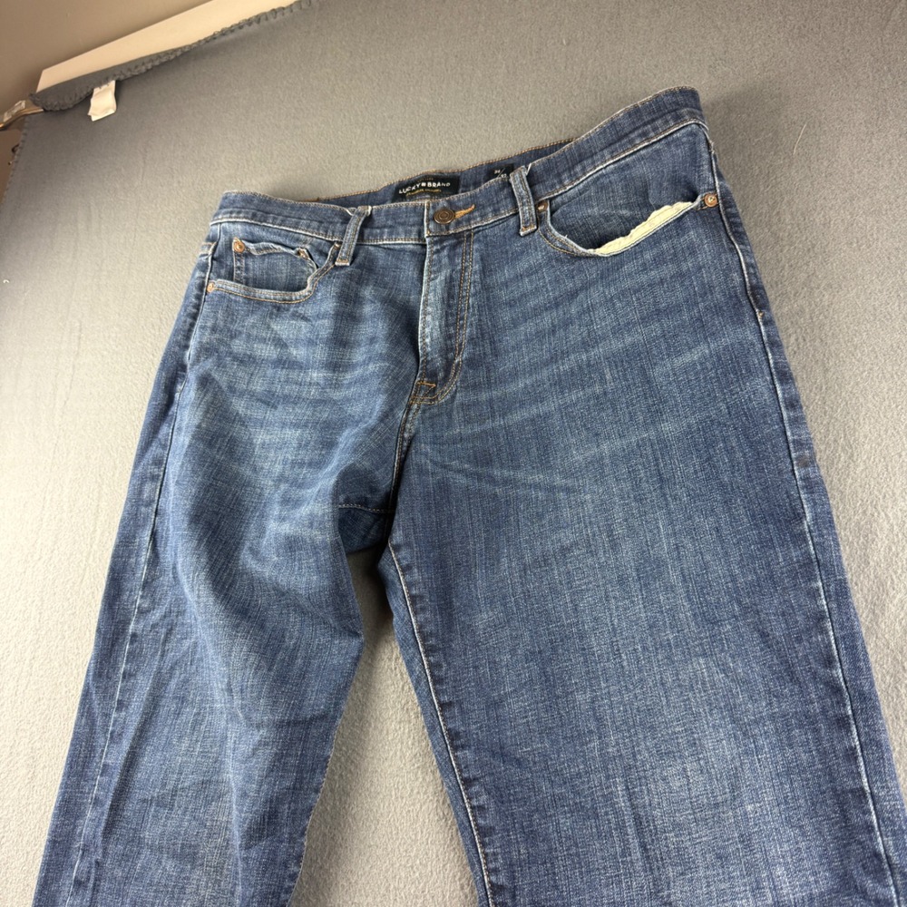 Lucky Brand 221 Jeans Men's 36x32 (Fits 38x32) Blue Straight Leg Stretch Whisker